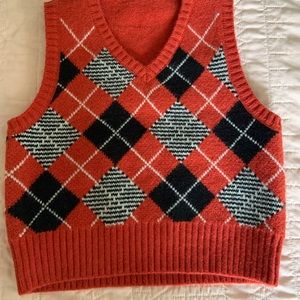 SUPER CUTE Y2K SWEATER VEST!💝
